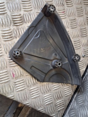 Накладка корпус ремінь 117217805r 0.9b twingo 3 фото №1