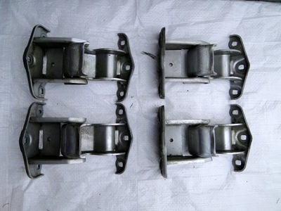 Петлі двері trafic vivaro primastar задня na боки фото №1