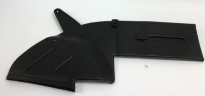 Труба обдув повітря права mercedes w201 190 2018312246 фото №1