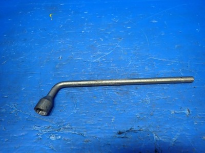 Ключ do kół mini cooper r56 6779731 17" фото №1