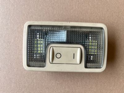 Лампа стельовий освітлення audi a6 c5 avant 01- фото №1