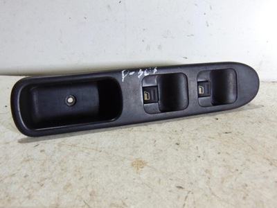 Панель кнопки вікон лівий перед peugeot 307 фото №1