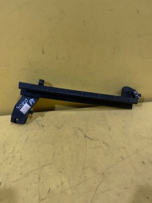 Citroen c4- направляющая бампера правый задняя 968718468 фото №1