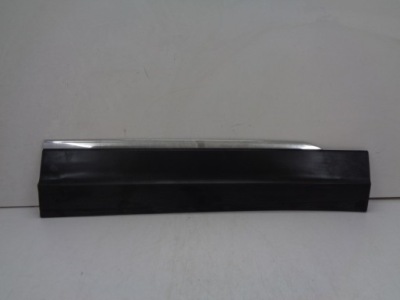 Vw tiguan ii молдинг двері правий перед фото №1