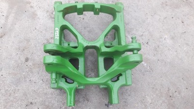 КРОНШТЕЙН ОСИ ПЕРЕДНЕГО L213862 JOHN DEERE 6125R 14