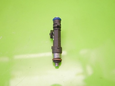 Форсунка инжектор bosch dacia logan i 1.4 8v 04- фото №1