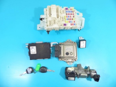 Бортовой компьютер набор suzuki swift mk7 1.2 16v 94km фото №1