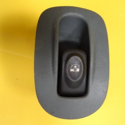 Переключатель панель окон правый задняя renault scenic i 838099g nr1718 фото №1