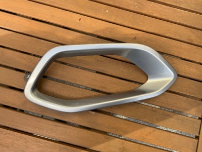 Решітка рамка права бампера перед citroen c4 iii 20-23 фото №1