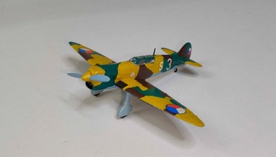 Avia B.35 nr.2 1/72 sklejony