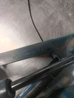 Петлі капот ford explorer 95r фото №1