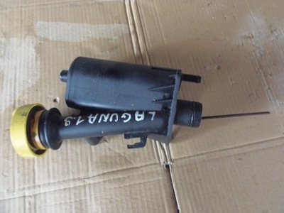 Renault 1.9 dci megane scenic сепаратор масла щуп вентиляция картера фото №1