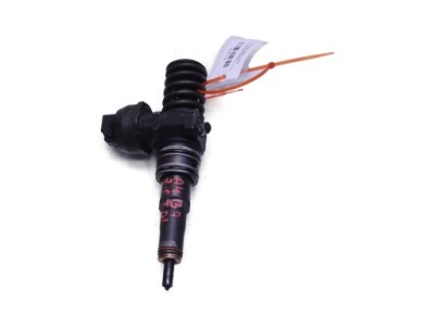 Насос-форсунка audi a4 b7 2.0 tdi фото №1