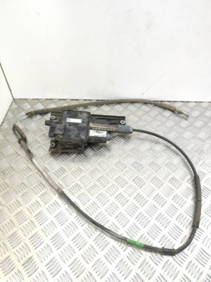 Opel insignia a 2012 моторчик тормоза ручного / стояночного фото №1