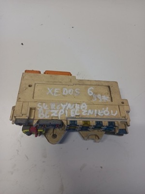 Коробка запобіжників mazda xedos 6 фото №1