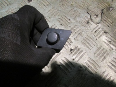 Переключатель зеркал vw polo 9n 01- 6q1959565h фото №1