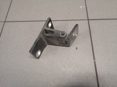 Петля двері правий перед audi a8 d2 4d0831402 фото №1