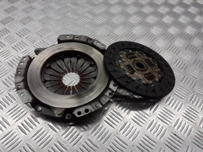 Прижим сцепления диск corolla e12 1.4 23250-0d020 фото №1