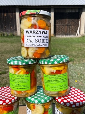 Sałatka z warzyw Pani Marii w zalewie octowej