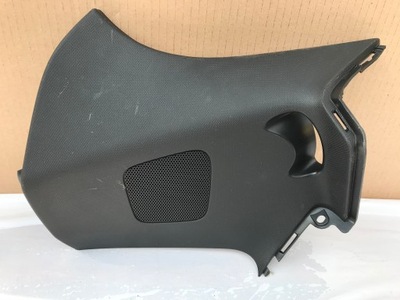 Захист стійка правий задня audi a1 8x3867288 фото №1