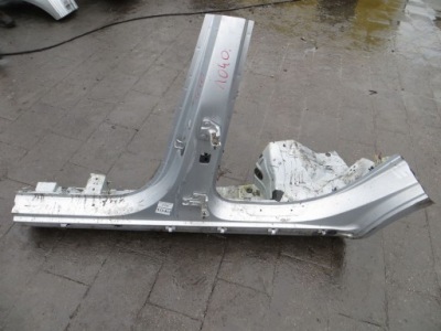 Mercedes w123 sedan поріг блок двигуна лівий задня 775 16- фото №1