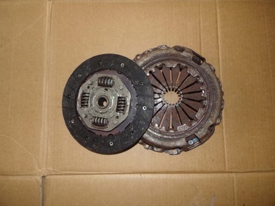 Диск сцепления прижим peugeot 208 1.4 hdi фото №1