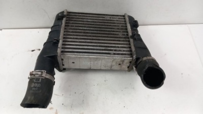 Audi a4 b7 2.0 tdi інтеркулер 8e0145805aa фото №1