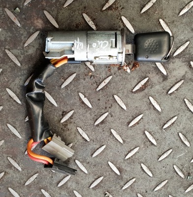 Замок запалювання з ключ renault clio i lift фото №1