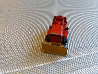 MATCHBOX LESNEY CASE TRACTOR