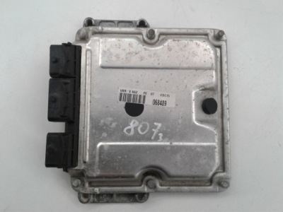 Бортовий комп'ютер двигуна edc15 068489 peugeot 807 фото №1