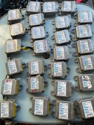 Датчик air bag honda civic viii 77960-smg-e021-m1 фото №1