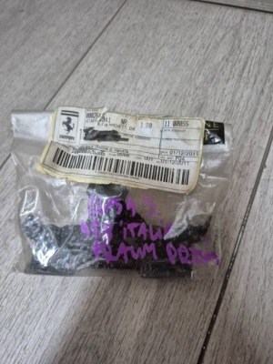 16543. ferrari 458 italia направляющая лампы правый перед 264941 фото №1