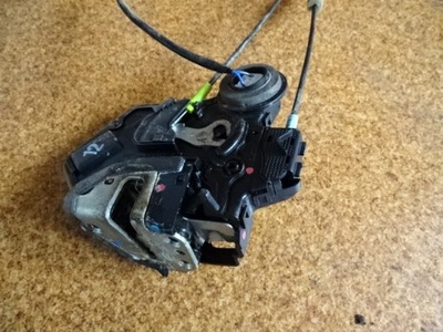 Toyota hilux 07r замок привод задняя левый фото №1