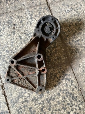 Vw lt 2,5tdi кронштейн вентилятора вискомуфта фото №1