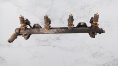 Молдинг упорскування skoda fabia 09r combi фото №1