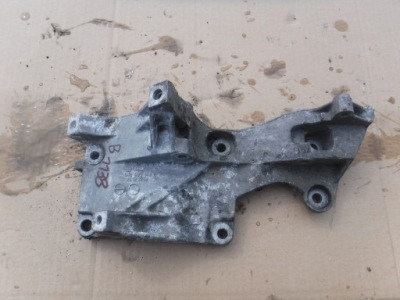 Кронштейн кронштейн генератора vw polo 9n 1.4 tdi 045903143e фото №1