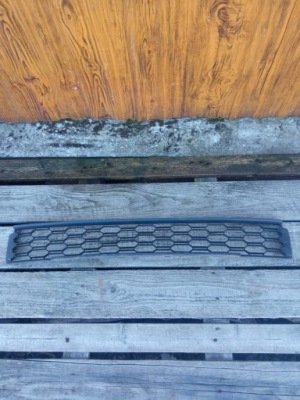 Skoda scala 2019- решётка радиатора решётка средняя бампера перед фото №1