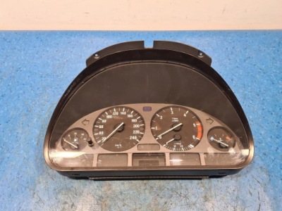 Bmw 5 e39 2.5 tds счетчик 8372361 фото №1