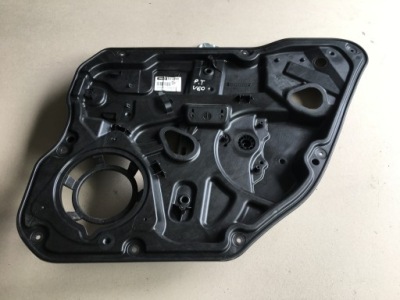 Volvo v60 10- подъемник стекло правый задняя механизм фото №1