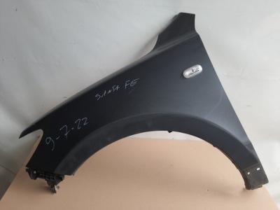 Hyundai santa fe ii 05-09 крыло + молдинг фото №1