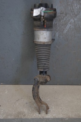 Audi a8 d4 4.2 tdi амортизатор правий перед 4h616039 фото №1