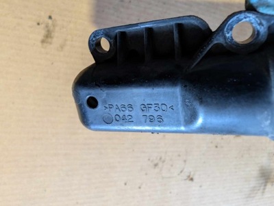 Актуатор турбины клапан коллектор крышка focus mk2 volvo s40 ii v50 04- 2.0 ben 042796 фото №1