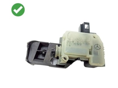 Кришка з замком заливної пального mercedes-benz slk r171 a1716390014 34319968 фото №1