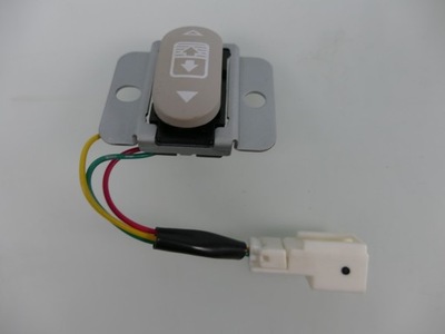 Nissan qashqai j11 lift кнопка люк 21r фото №1