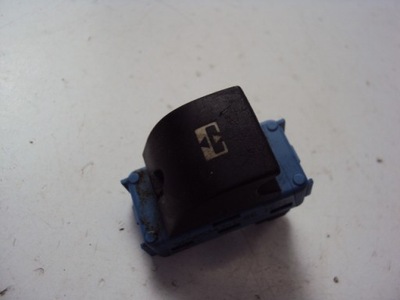 Панель кнопка люк peugeot 5008 i 09-17 фото №1