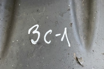 Брызговик левый передний mitsubishi l 200 / triton ka_t, kb_t mn117447 2.5l фото №1