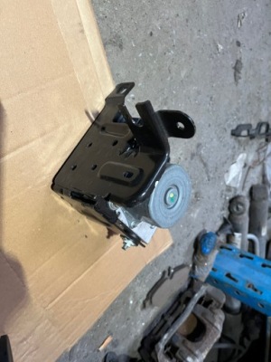 Насос abs citroen c4 picasso ii 12-19 rok 1,6 thp 9804653880 фото №1