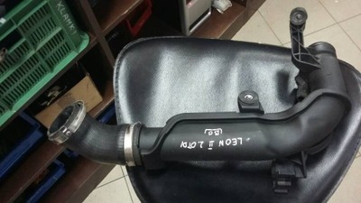 Шланг інтеркулер seat leon ii 1k0145770ae фото №1