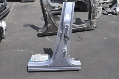 Peugeot 3008 ii блок двигуна поріг лівий фото №1