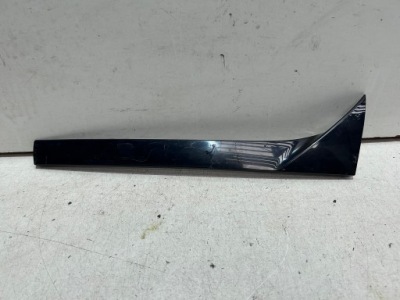 Спойлер крышки правый задний  volkswagen touran фото №1